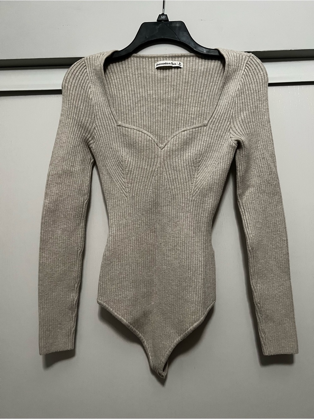 Abercrombie & Fitch Ribbed Long-Sleeve Square-Neck Bodysuit - Taupe